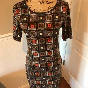 Lularoe medium Julia EUC